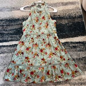 Floral Dress in Green backless